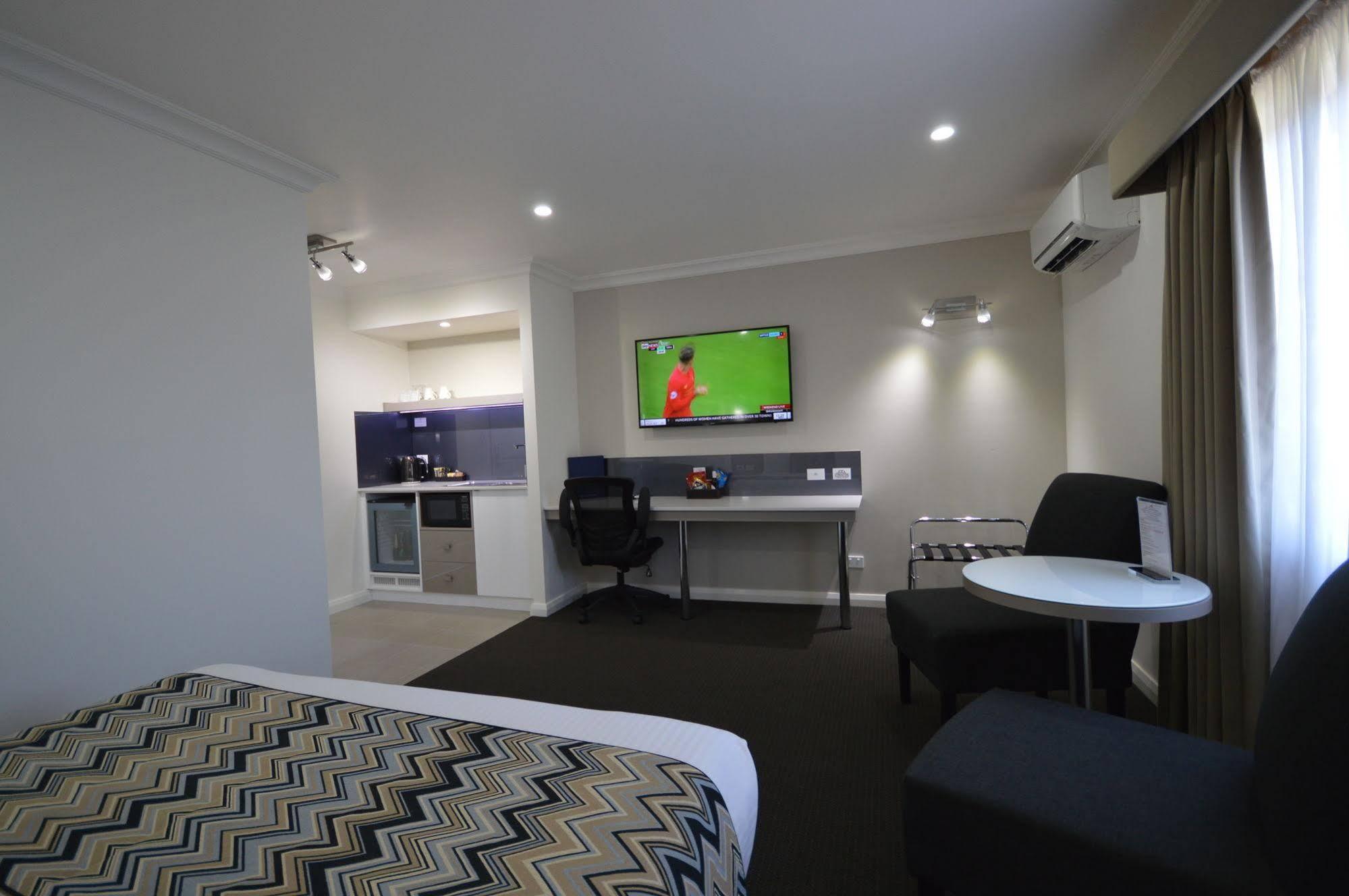 Bluegum Dubbo (Adults Only) Motel Kültér fotó